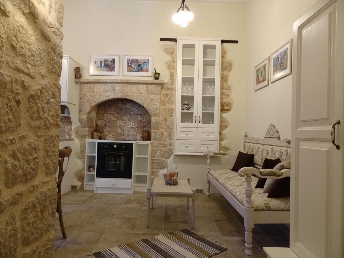 Muse Mese Villa Chalki Town Exterior photo